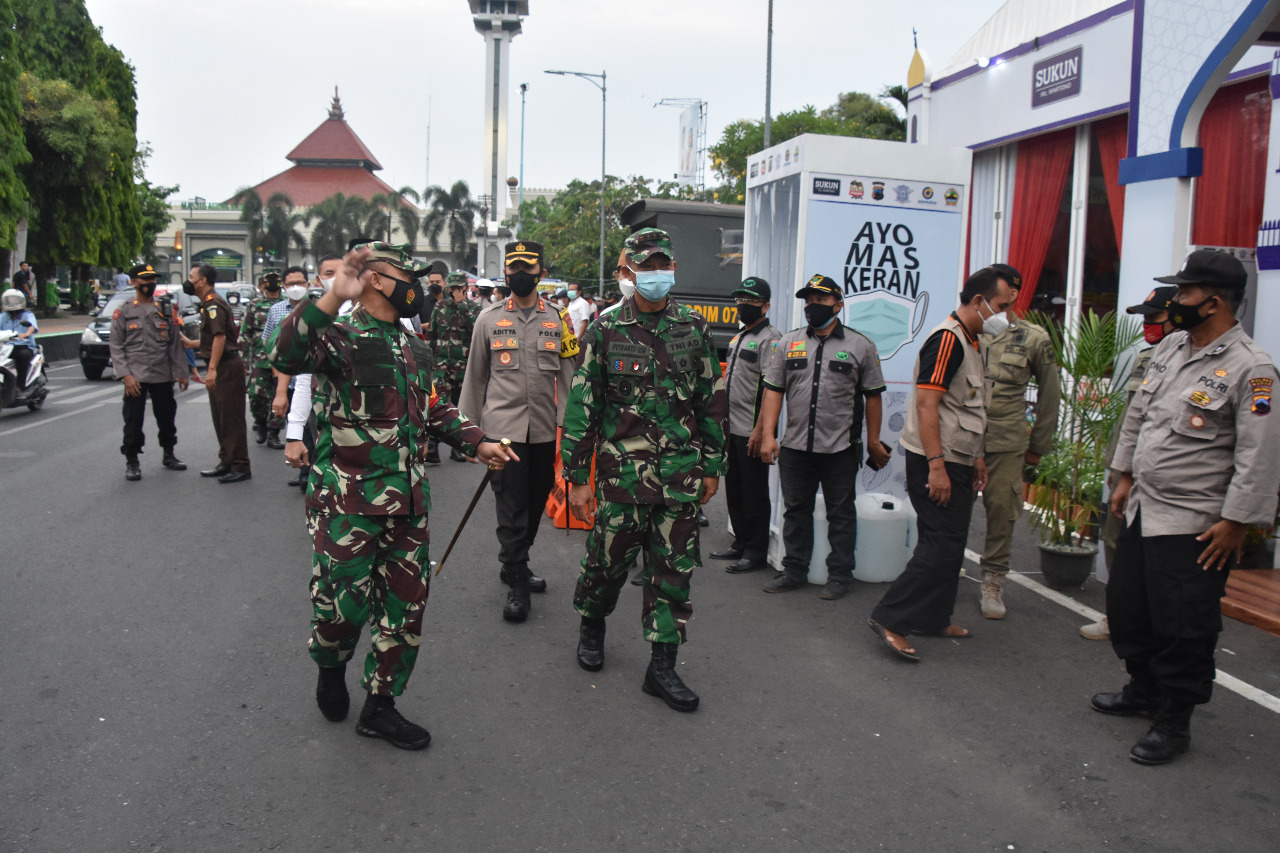 Jelang Lebaran, Kolonel Arm Putranto Gatot Sri Handoyo, S.Sos, M.M Pantau Wilayah Kudus 
